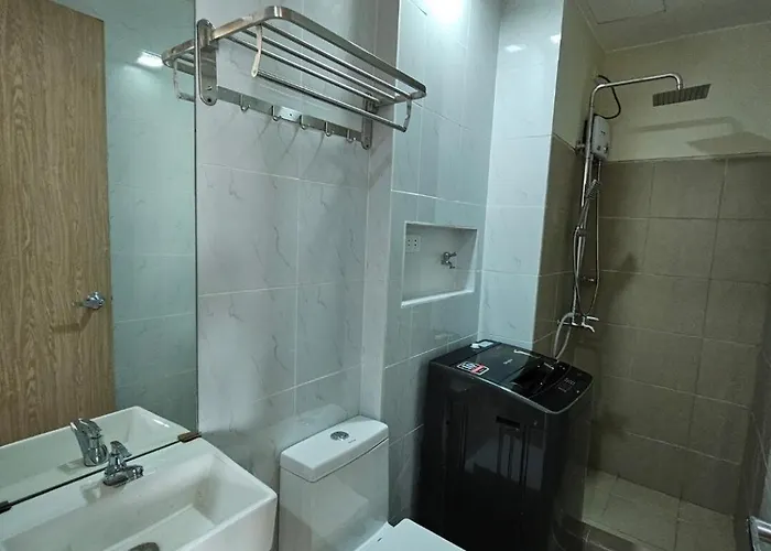 Apartamento Stunning 2 Bedroom Near Airport *